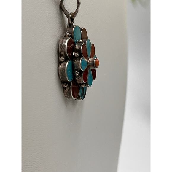 Sterling Silver Turquoise Coral Inlay Floral Bloom Spinning Pendant Necklace - Picture 3 of 13